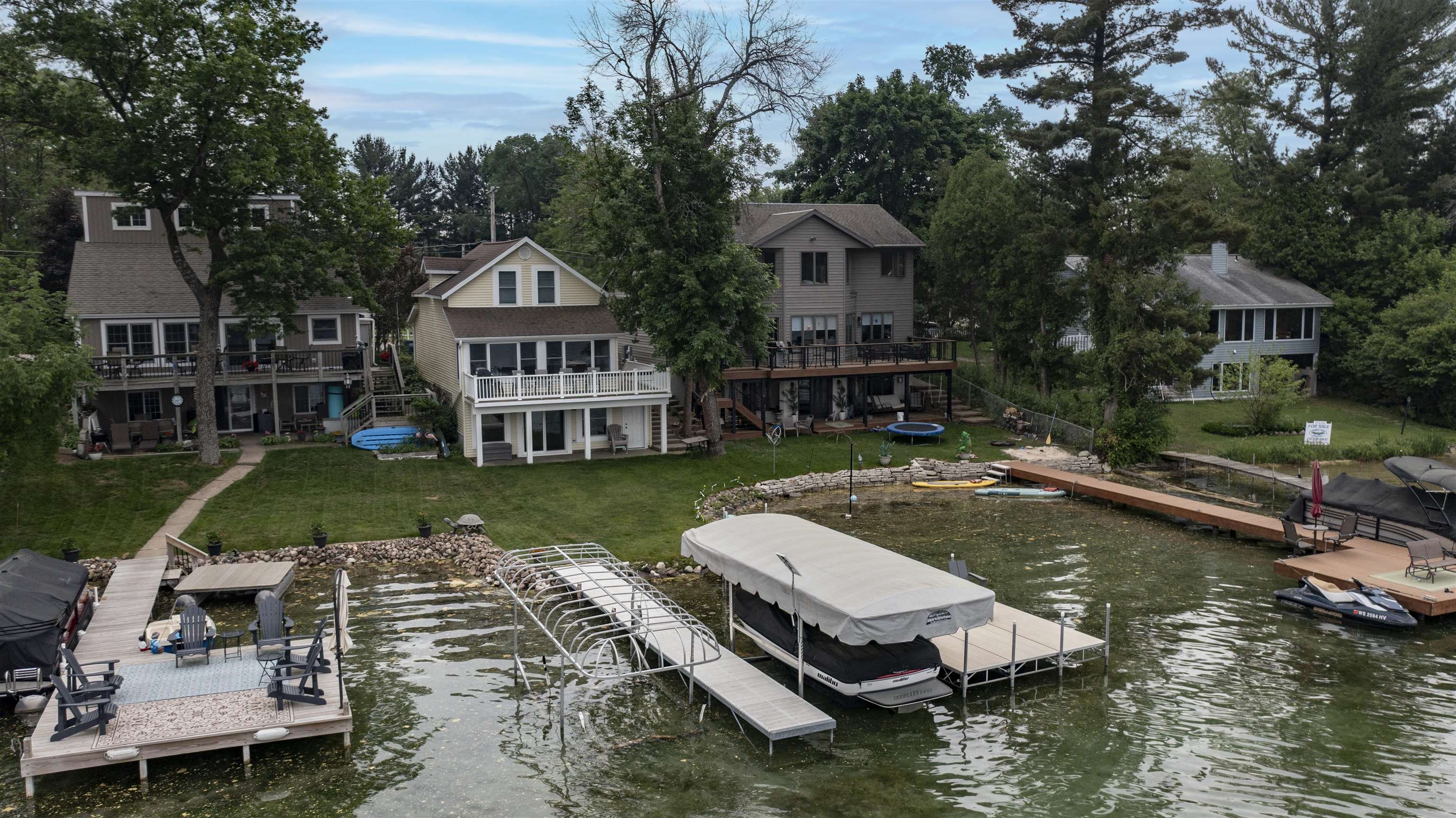 E1396 Grandview Road Waupaca, WI 54981 - Photo 3 of 46