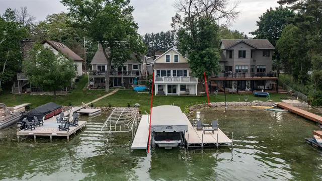$1,590,000 | E1396 Grandview Road, Waupaca, WI 54981