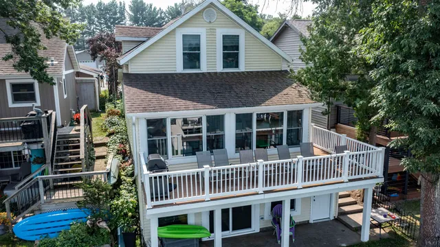 $1,590,000 | E1396 Grandview Road, Waupaca, WI 54981