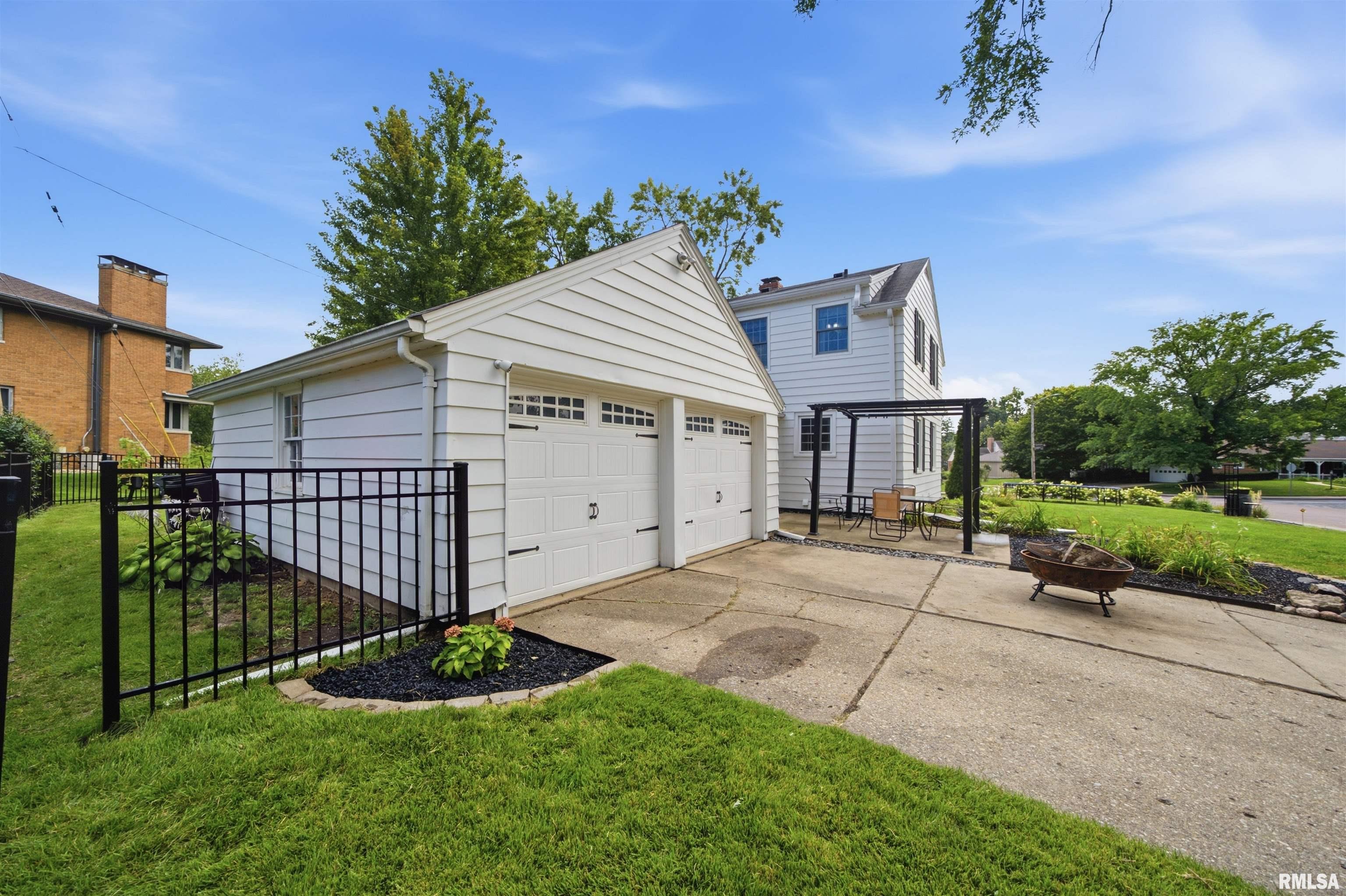 231 West Ridgemont Road Peoria, IL 61614 - Photo 51 of 51 Gallery Image 51