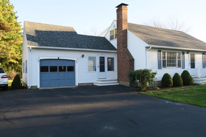524 Wallis Road Rye, NH 03870 - Photo 3 of 29