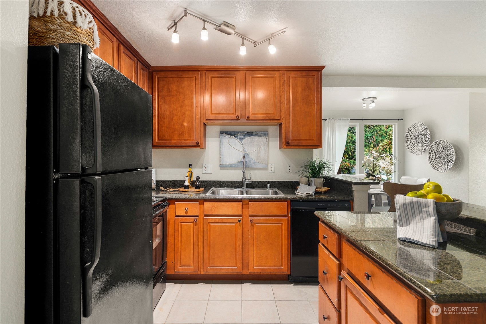 20318 Bothell Everett Highway, Unit A201 Bothell, WA 98012 - Photo 8 of 25 Gallery Image 8
