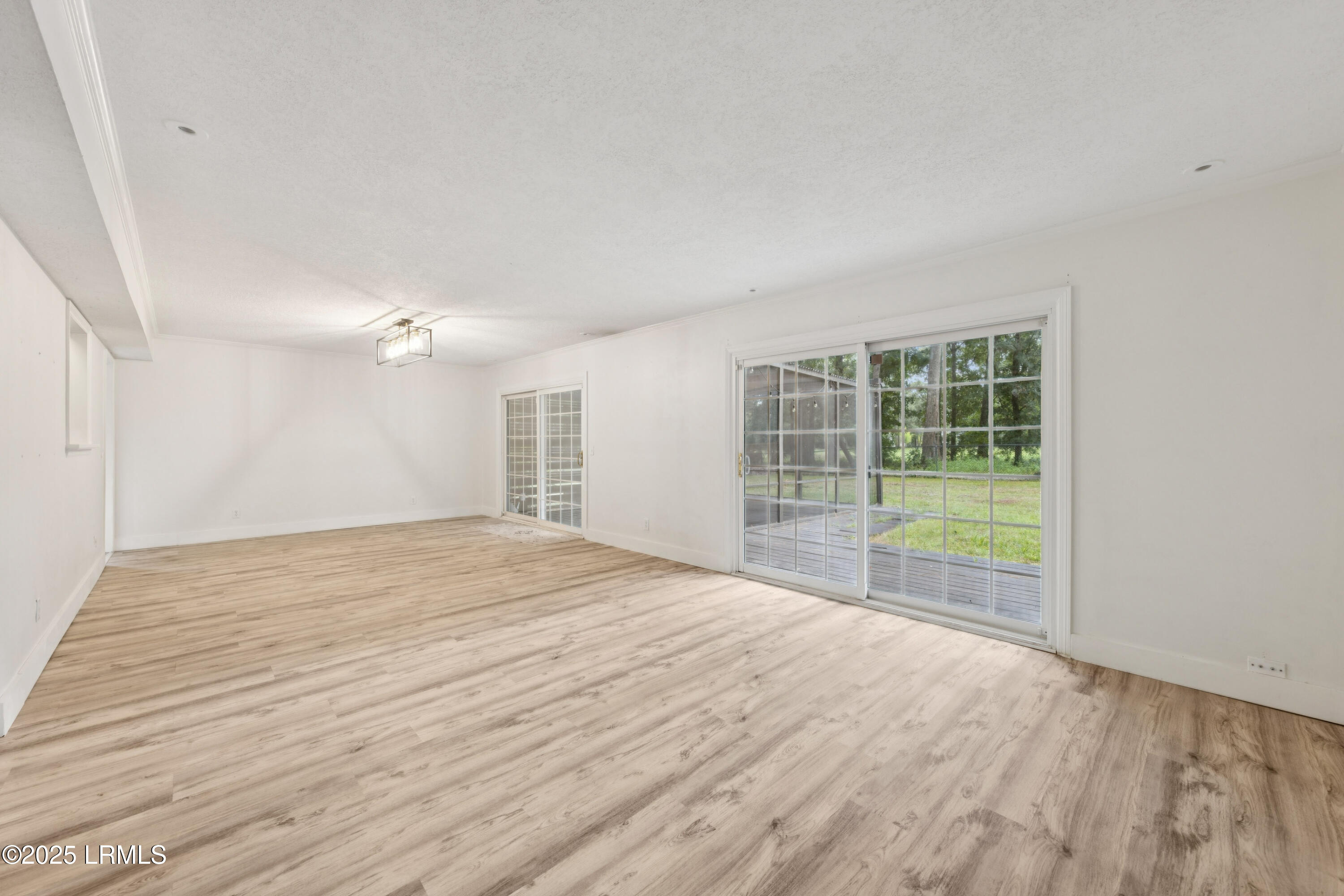 19 Pickens Street Beaufort, SC 29907 - Photo 12 of 43 19PickensStreet-IslandHouseMedia-0015