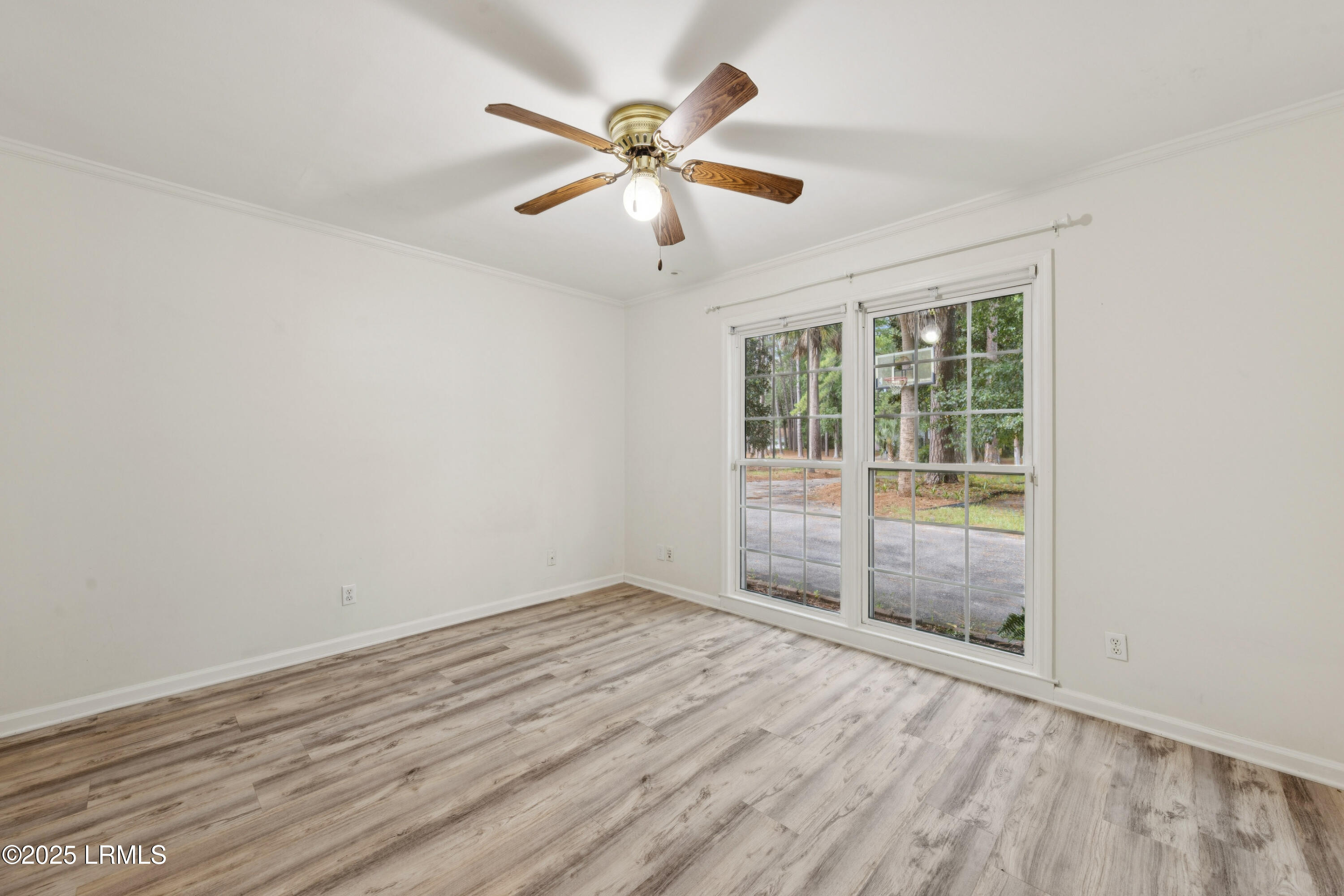 19 Pickens Street Beaufort, SC 29907 - Photo 15 of 43 19PickensStreet-IslandHouseMedia-0039