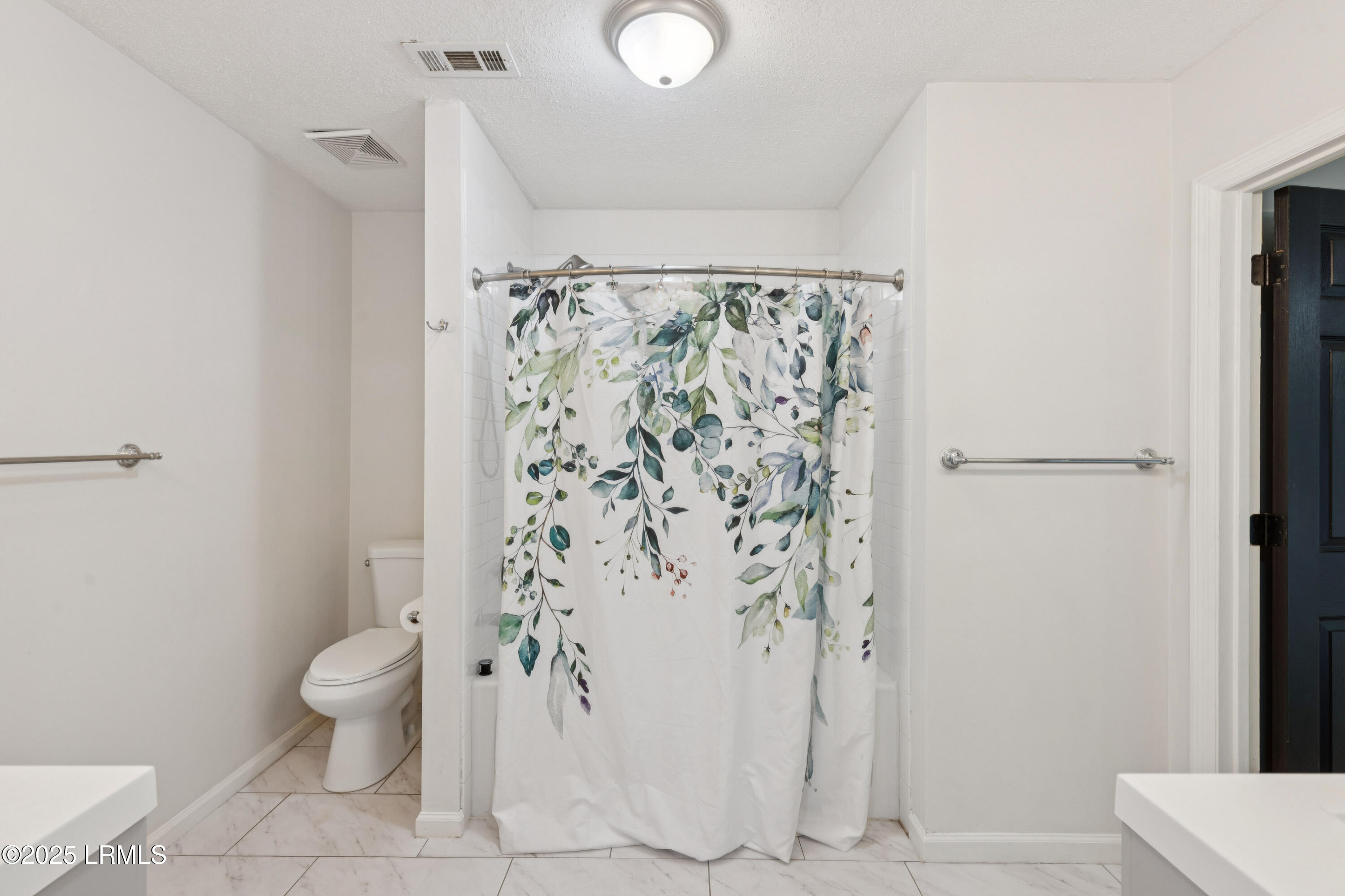 19 Pickens Street Beaufort, SC 29907 - Photo 34 of 43 19PickensStreet-IslandHouseMedia-0075