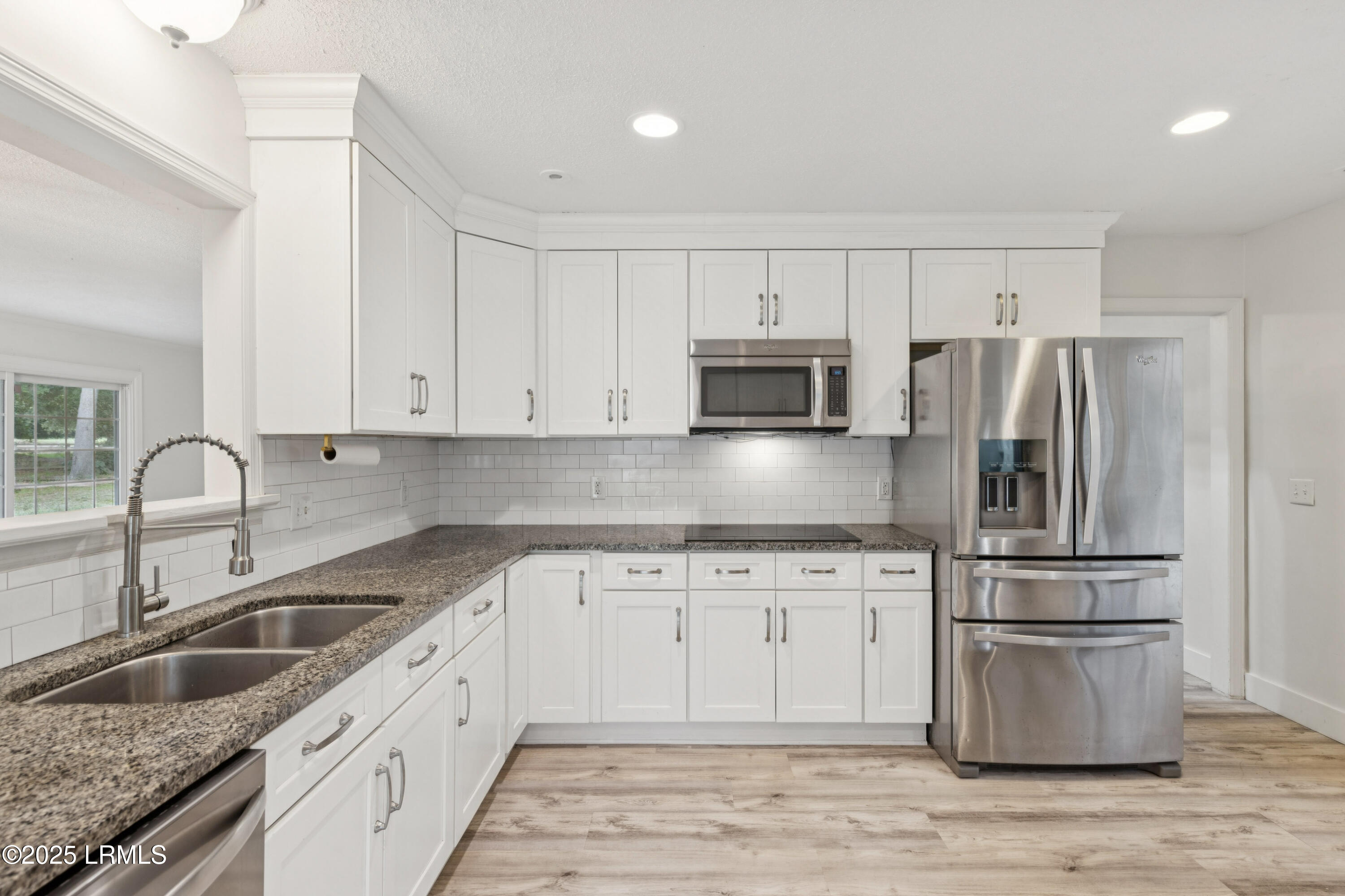 19 Pickens Street Beaufort, SC 29907 - Photo 6 of 43 19PickensStreet-IslandHouseMedia-0028