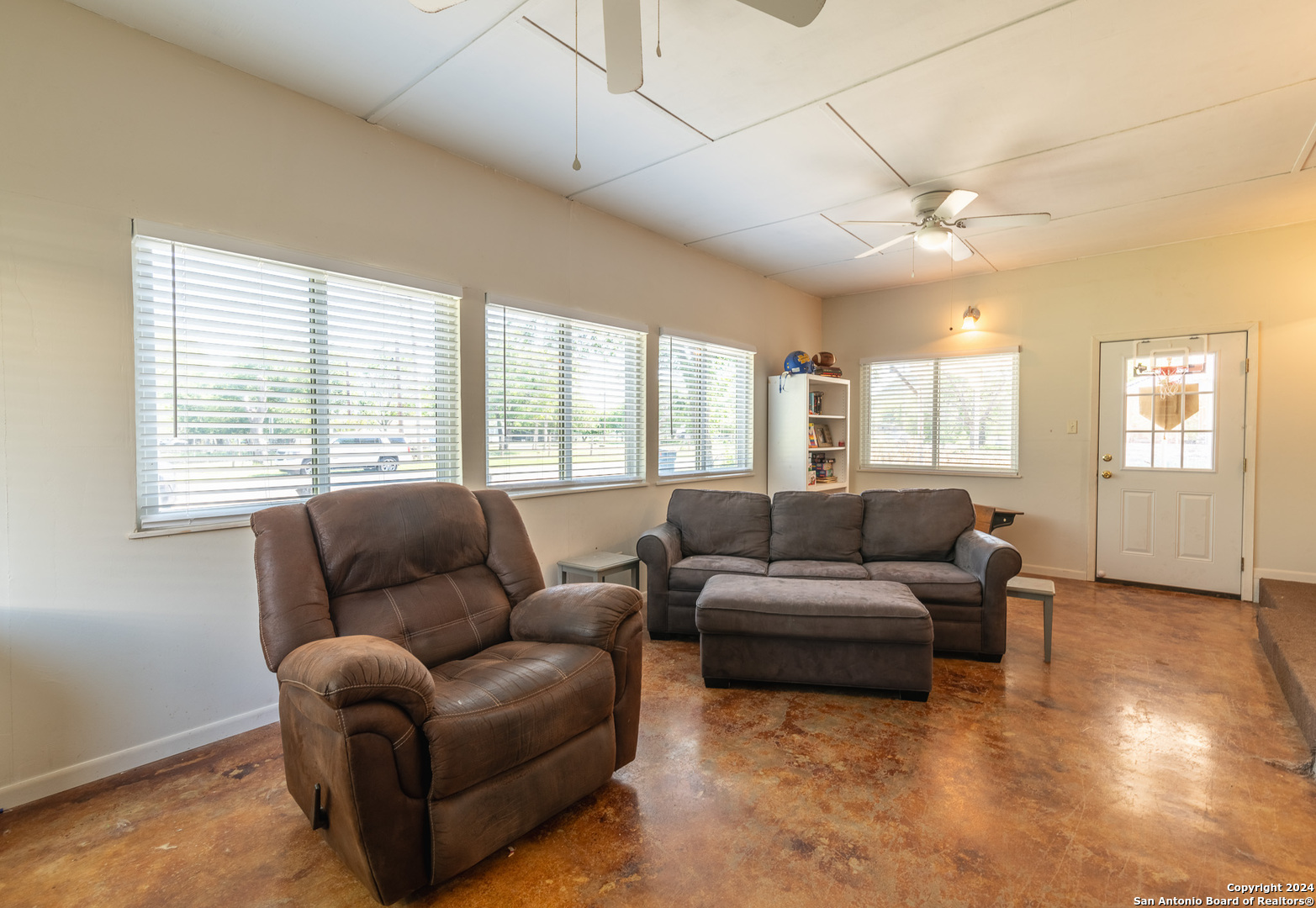 1510 North Llano Street Junction, TX 76849 - Photo 4 of 20