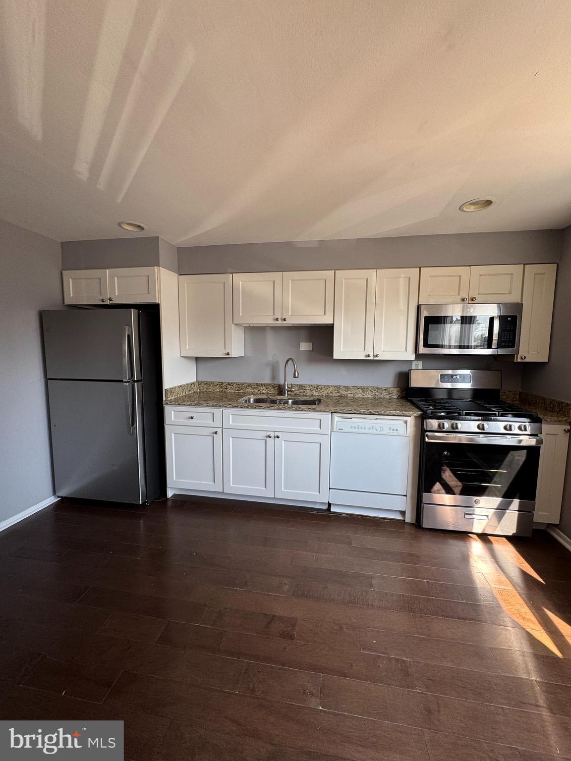 8031 Wynbrook Road Baltimore, MD 21224 - Photo 3 of 33 Gallery Image 3
