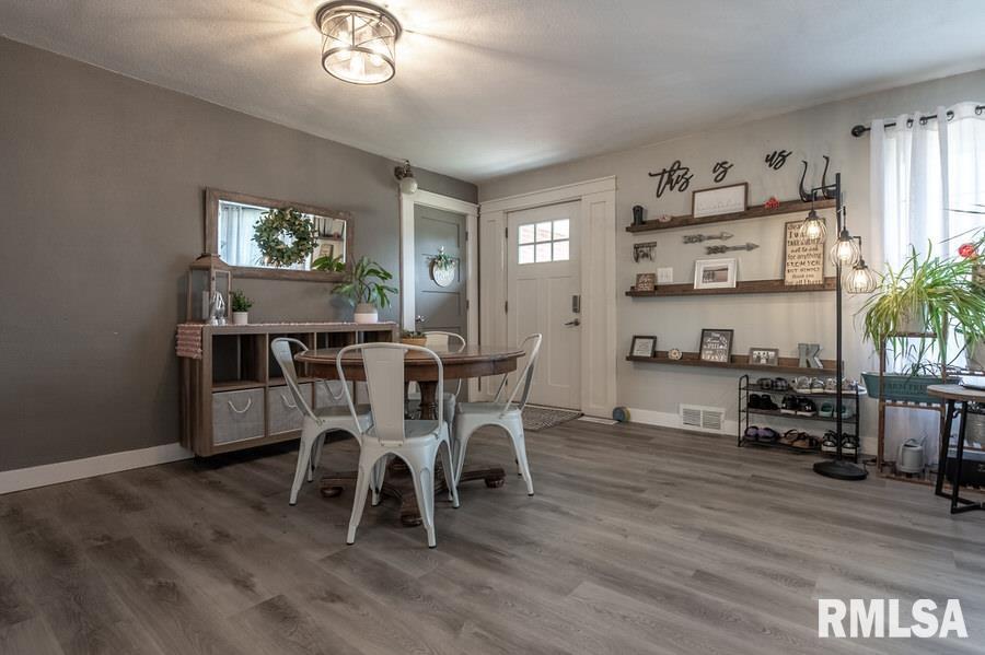 400 Sheridan Road Pekin, IL 61554 - Photo 7 of 35 Gallery Image 7