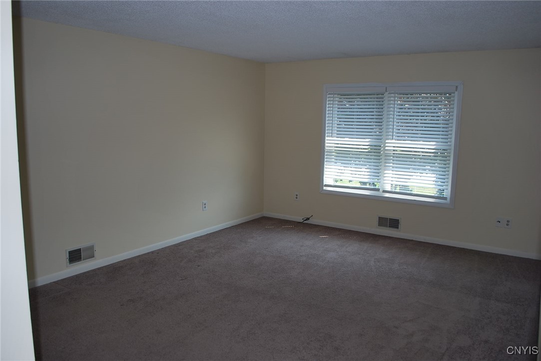 59 Skyline Drive, Unit B Scriba, NY 13126 - Photo 2 of 12