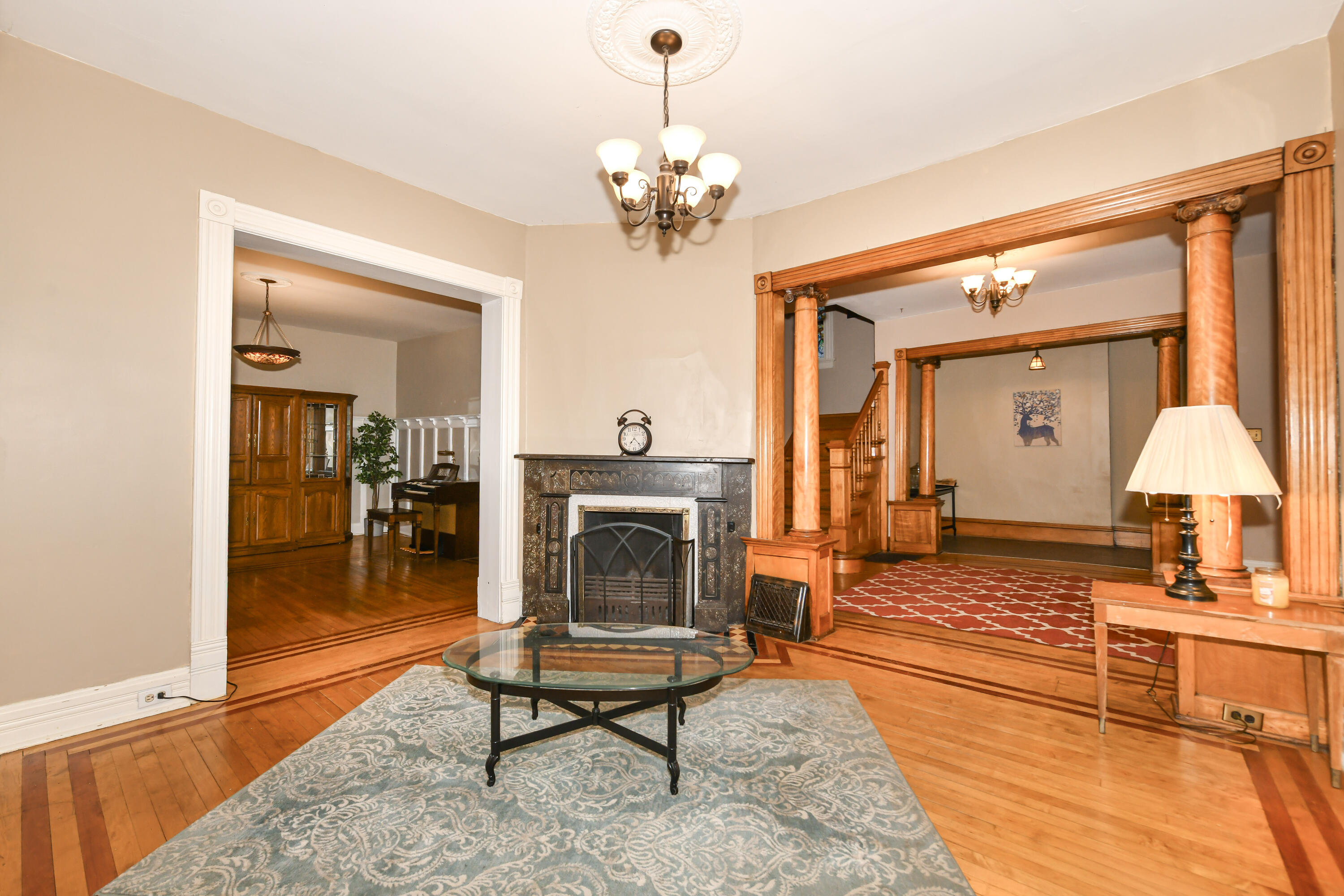 933 North 34th Street Milwaukee, WI 53208 - Photo 14 of 38 HEN_4635