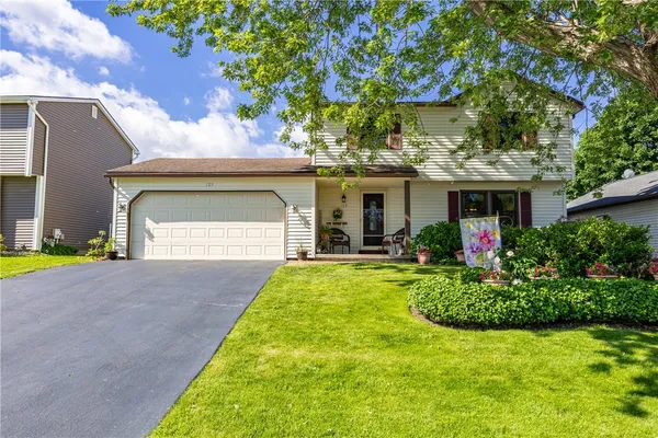 $249,900 | 123 Woodsong Lane, Greece, NY 14612