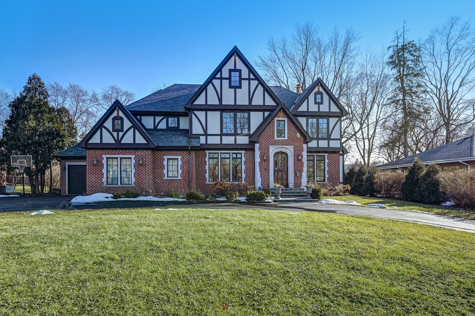 359 Ruby Street Clarendon Hills, IL 60514 - Photo 2 of 45 a view of a house with a yard