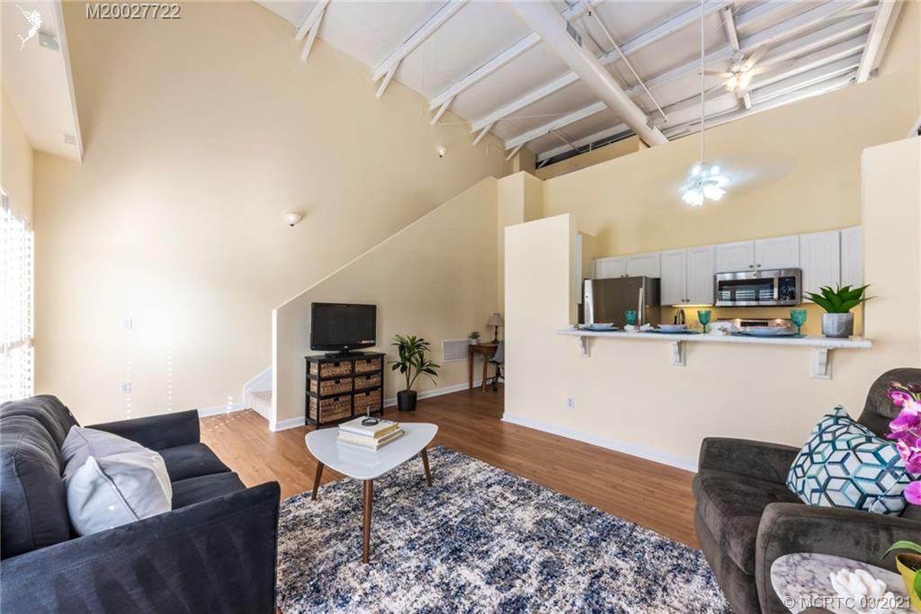 439 Northeast Baker Road Stuart, FL 34994 - Photo 8 of 33 Gallery Image 8