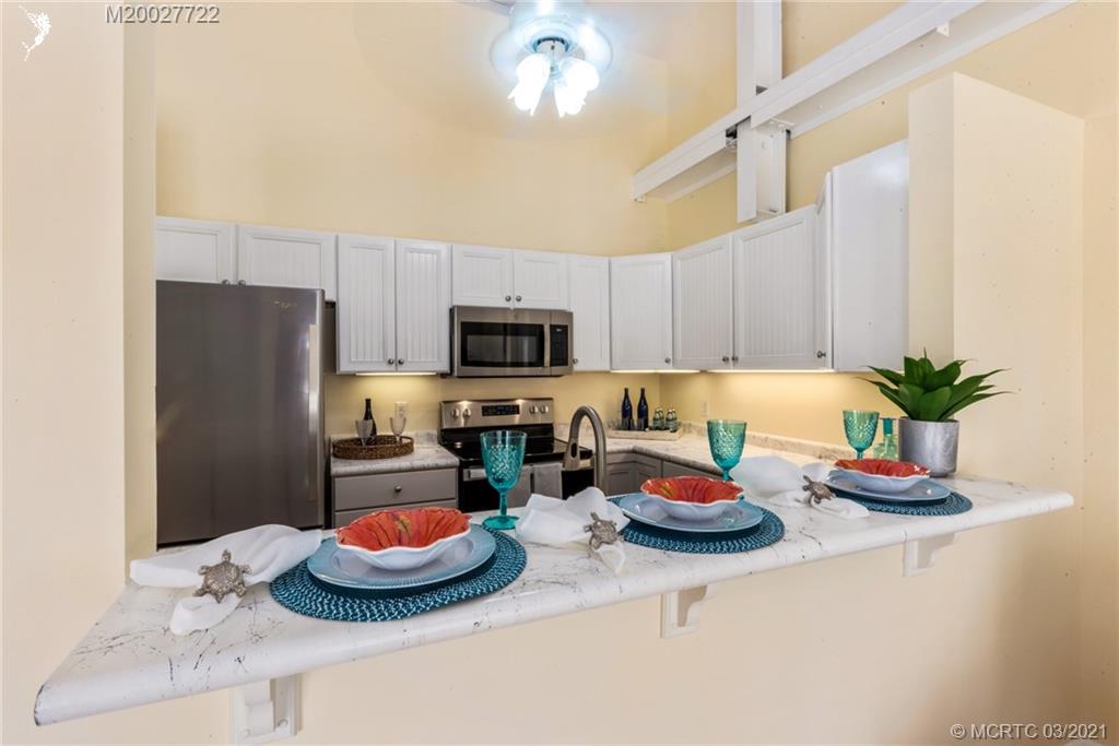 439 Northeast Baker Road Stuart, FL 34994 - Photo 9 of 33 Gallery Image 9