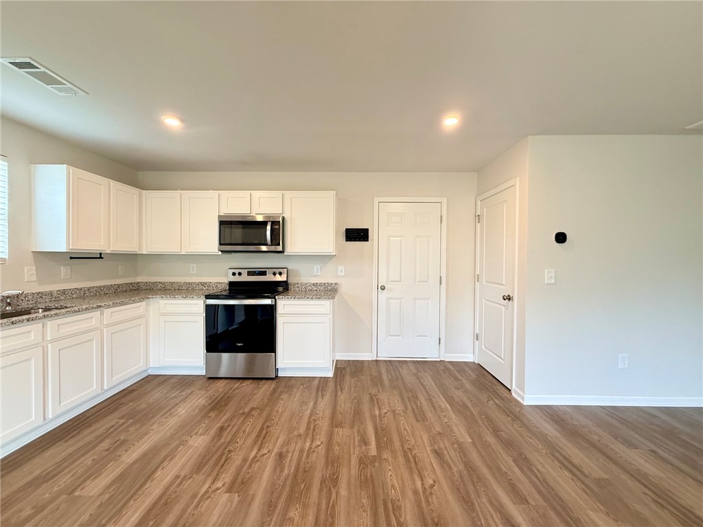 403 Chadwick Lane Walhalla, SC 29691 - Photo 12 of 38