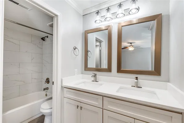 $2,300 | 15909 Archwood Lane, Unit 1026, Dallas, TX 75248