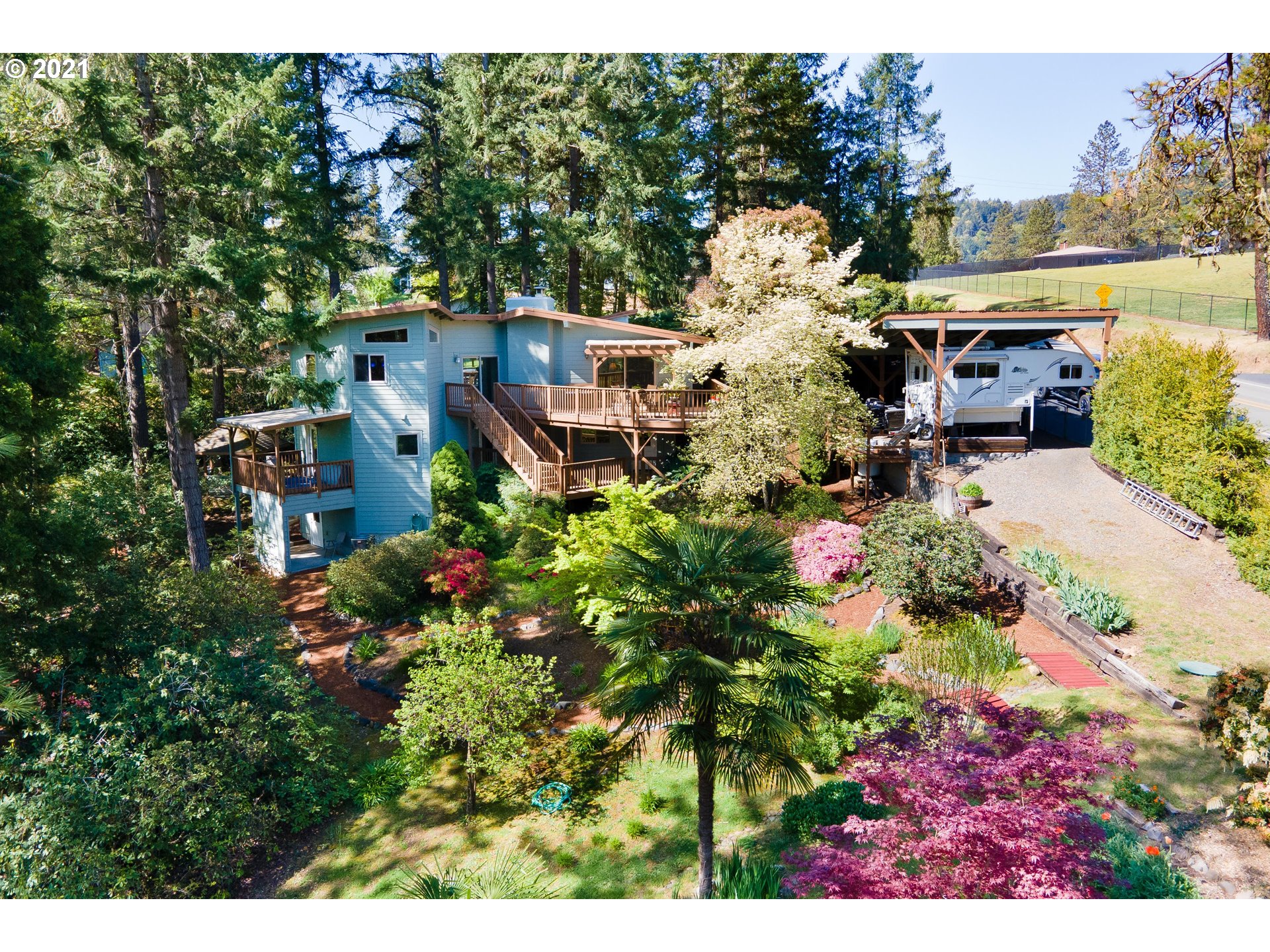 415 Gazley Road Myrtle Creek, OR 97457 - Photo 1 of 32