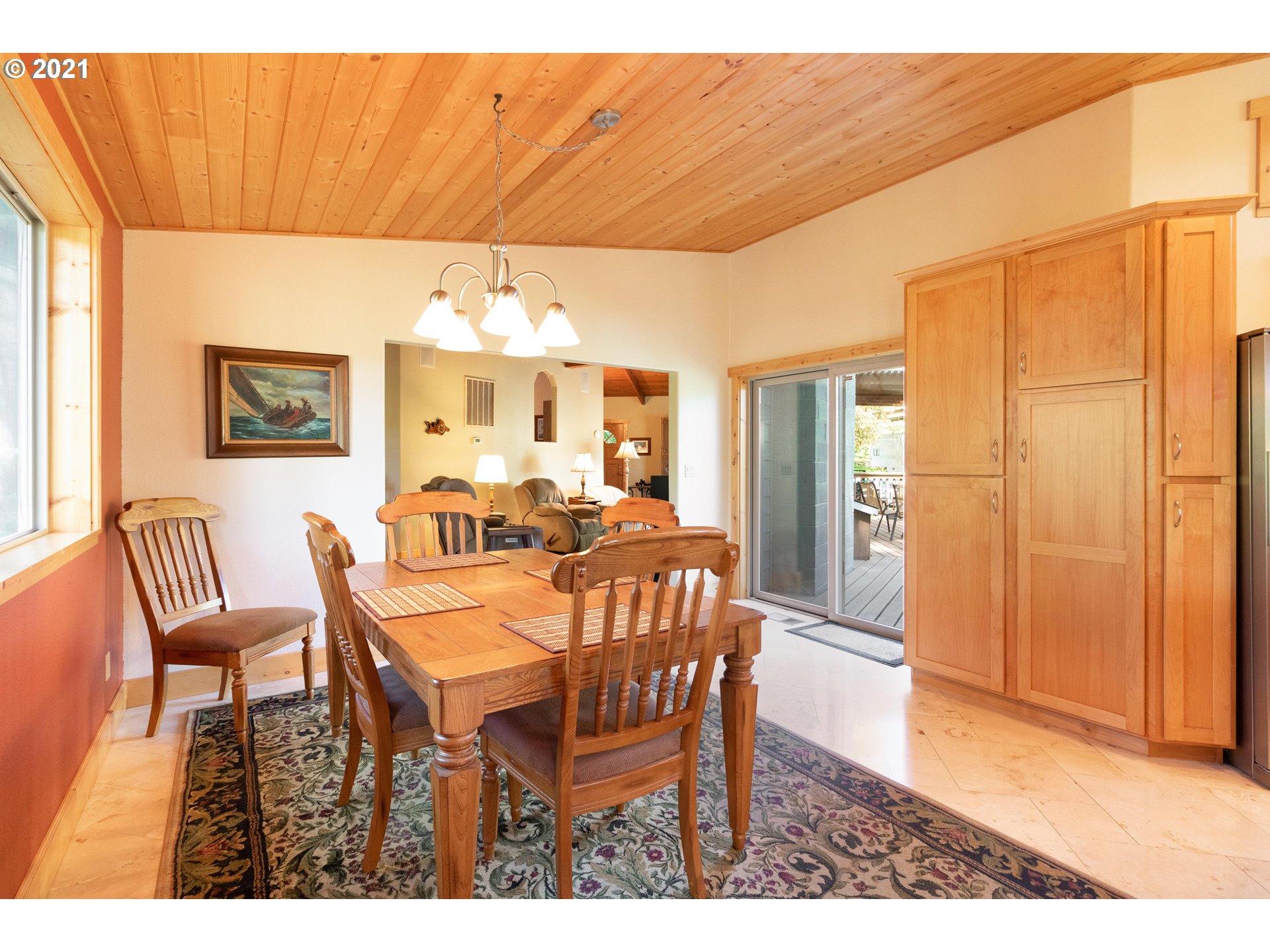 415 Gazley Road Myrtle Creek, OR 97457 - Photo 7 of 32
