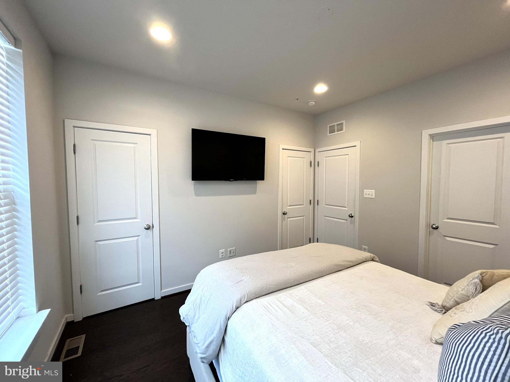 5140 Randolph Road Rockville, MD 20852 - Photo 20 of 33 Primary suite
