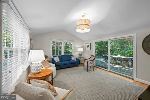 $1,495,000 | 5901 Devonshire Drive, Bethesda, MD 20816