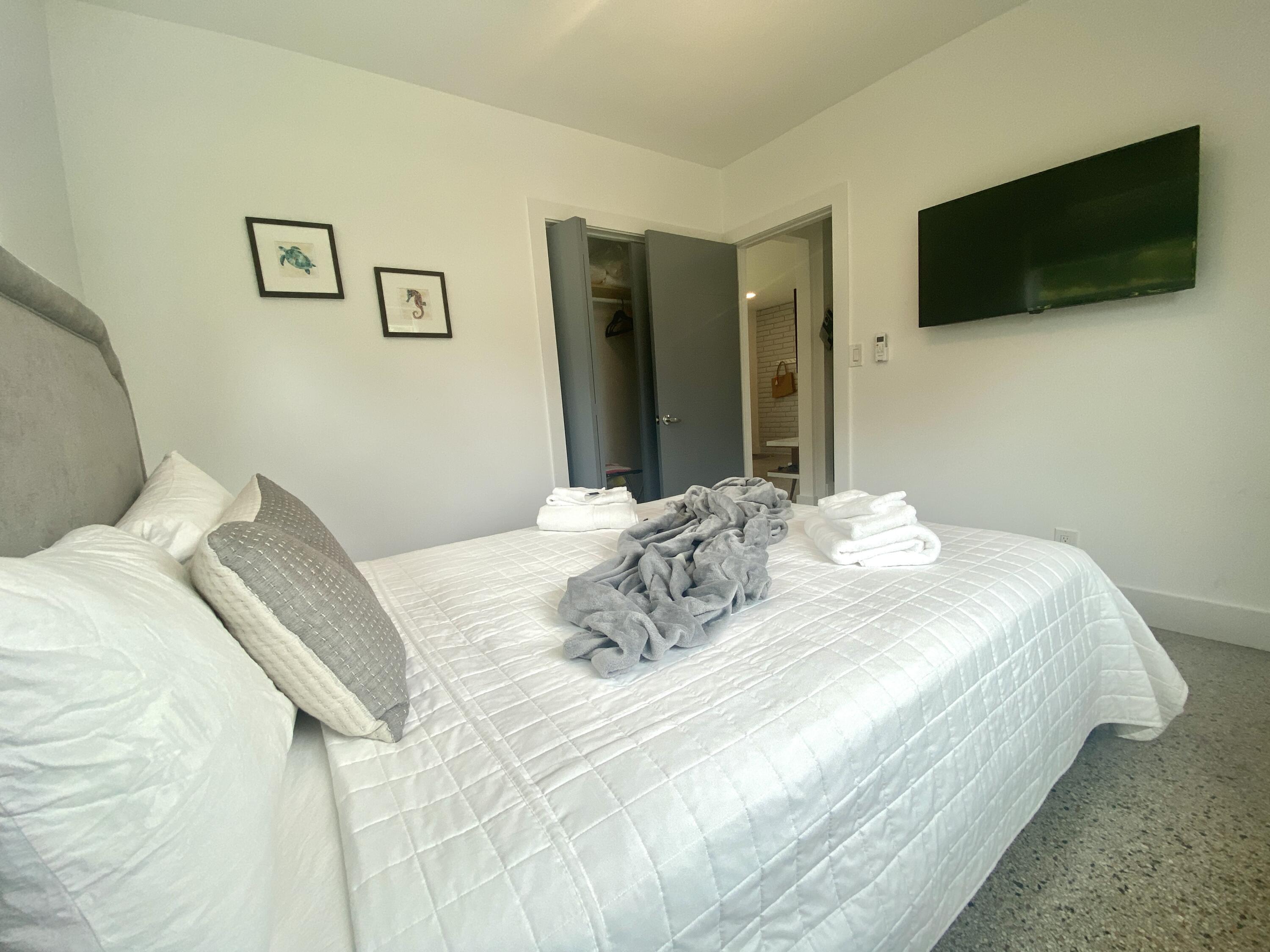 304 Southeast 3rd Street Delray Beach, FL 33483 - Photo 13 of 35 IMG_9097