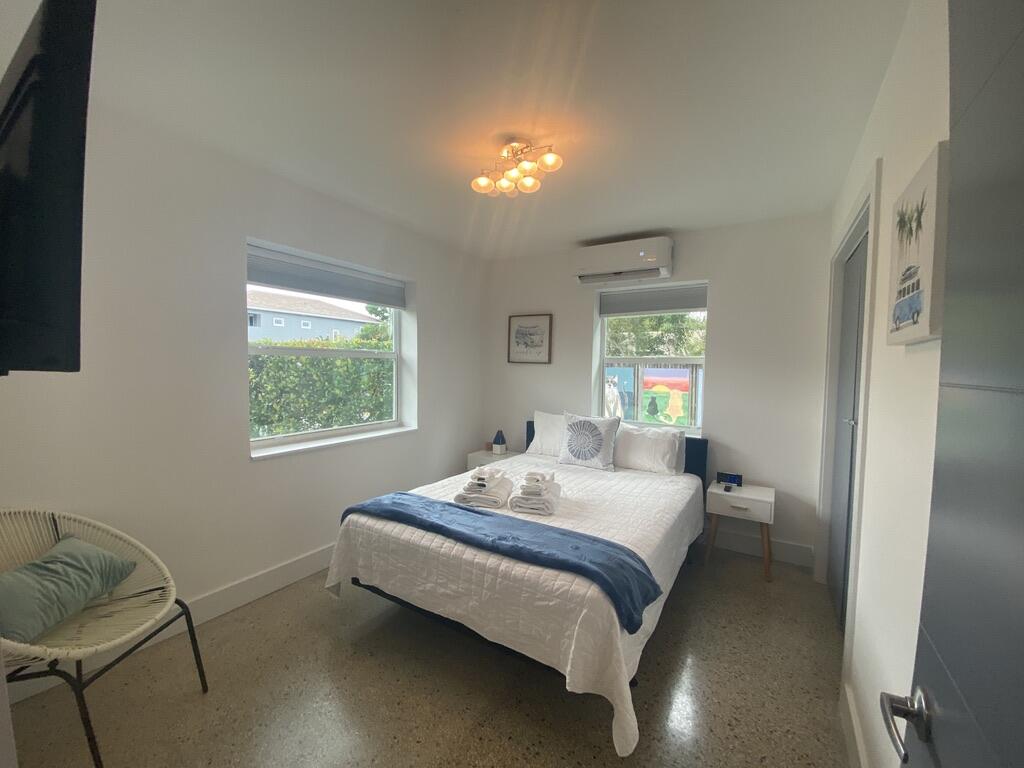 304 Southeast 3rd Street Delray Beach, FL 33483 - Photo 25 of 35 DF2D1046-F983-4EEC-9D9C-B628F064A03D_1_1