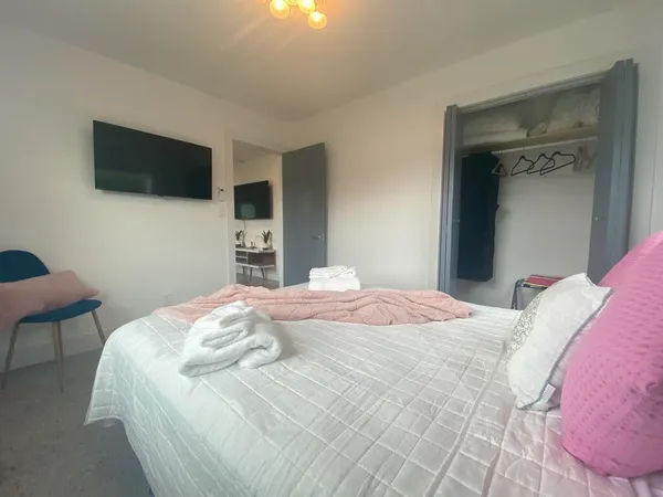 $2,700,000 | 304 Southeast 3rd Street, Delray Beach, FL 33483