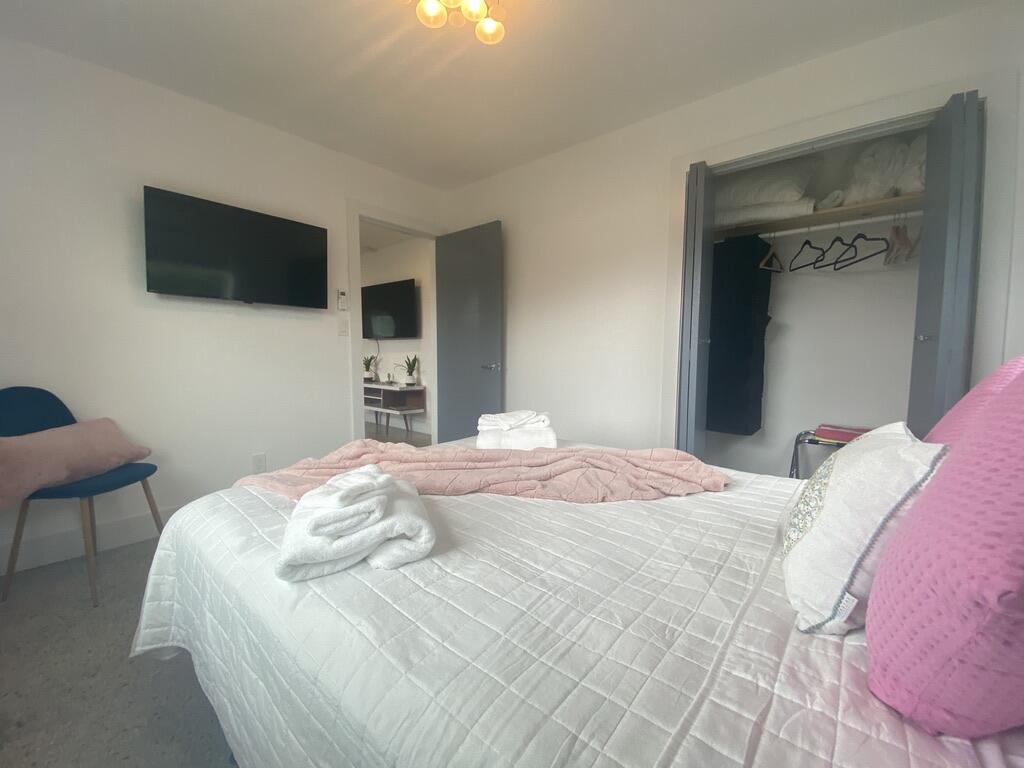 304 Southeast 3rd Street Delray Beach, FL 33483 - Photo 29 of 35 976AFAD0-2F40-421D-9DA5-54CB23CA368D_1_1