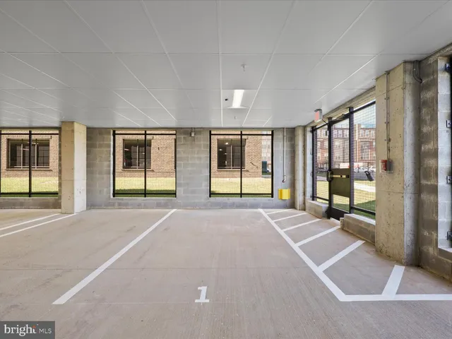 $520,000 | 21731 Dovekie Terrace, Unit 205, Ashburn, VA 20147