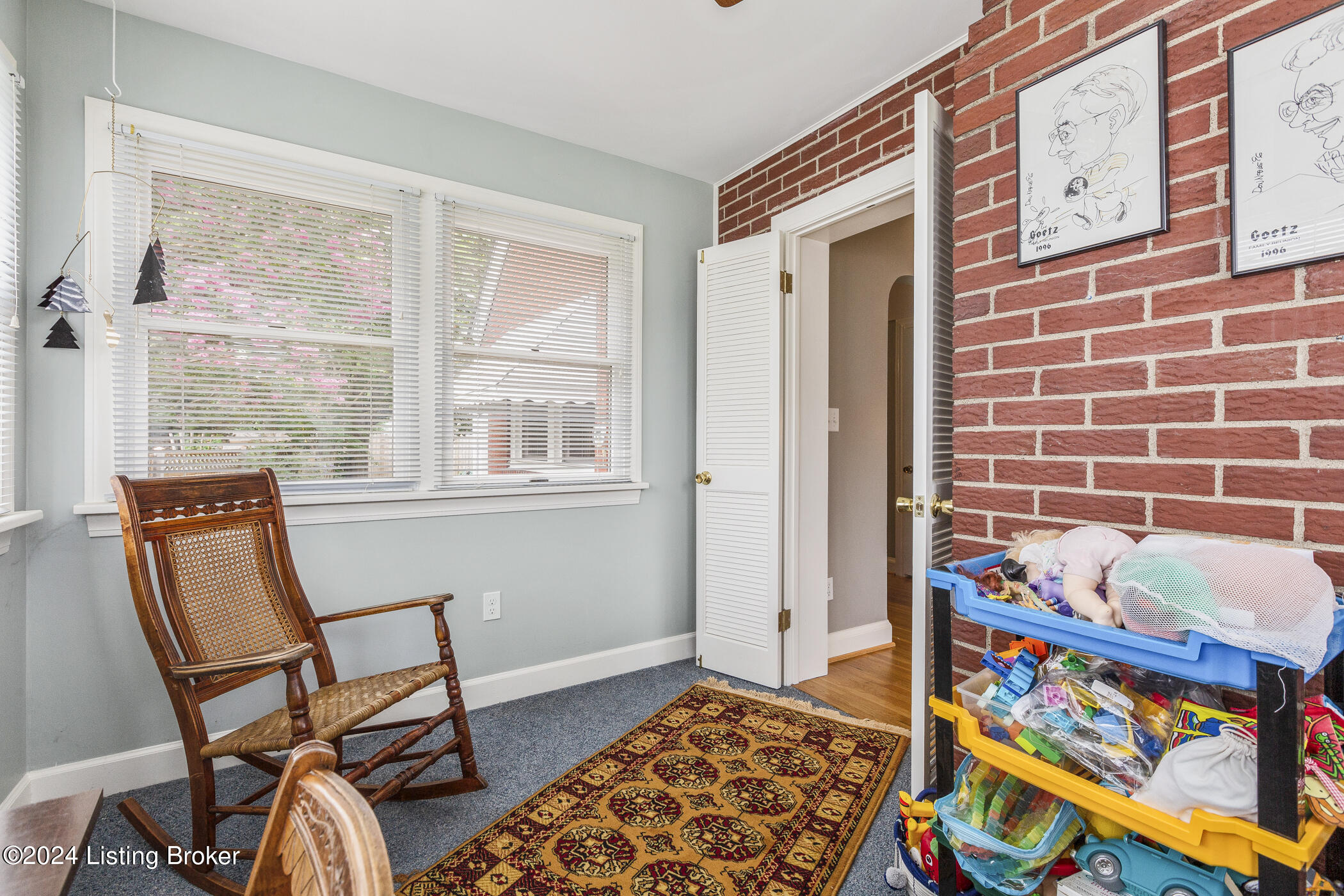2329 Manchester Road Louisville, KY 40205 - Photo 15 of 68 23