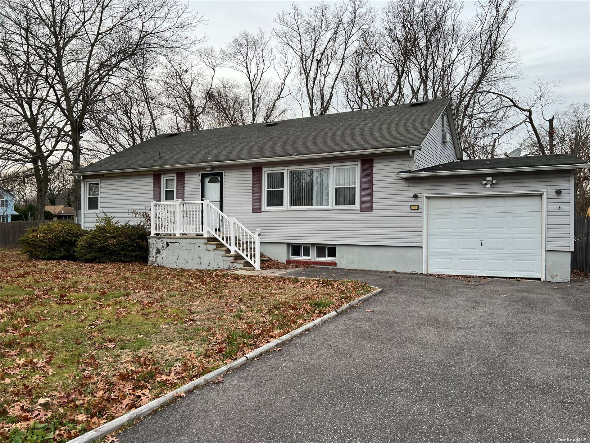 19 Stuart Road Shirley, NY 11967 - Photo 1 of 1 Gallery Image 1