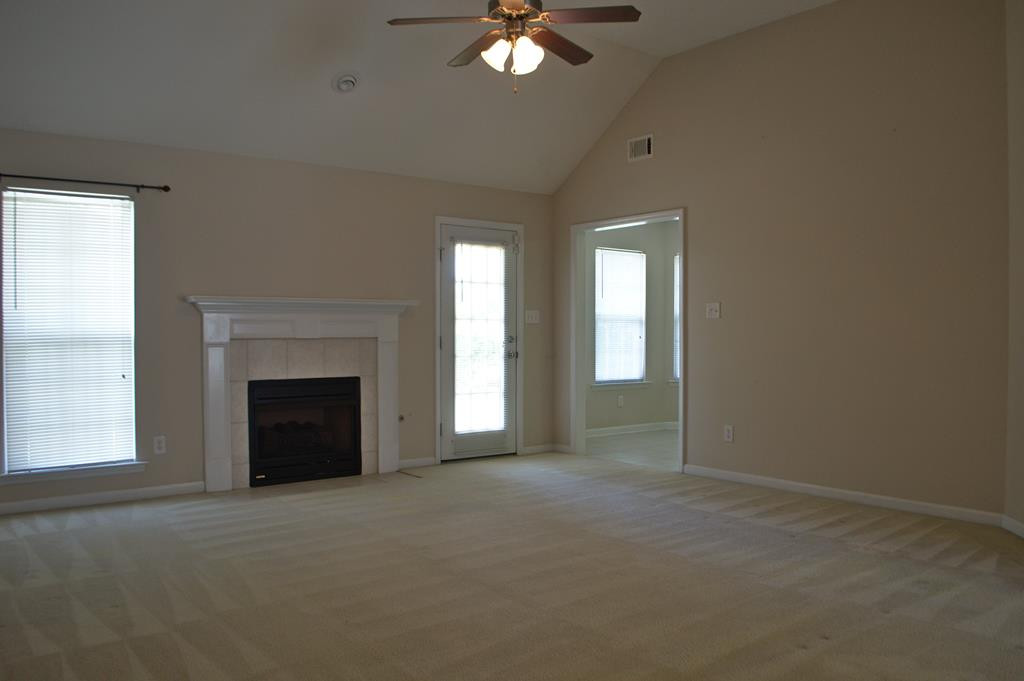 3006 Clarkston Road Augusta, GA 30909 - Photo 4 of 29 Living Room