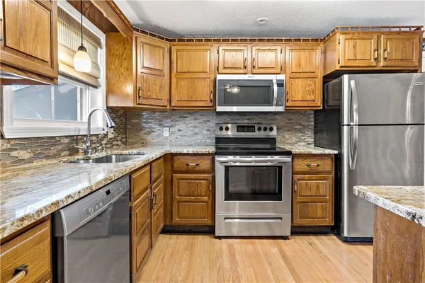 $469,000 | 5 Luther Avenue, East Providence, RI 02914