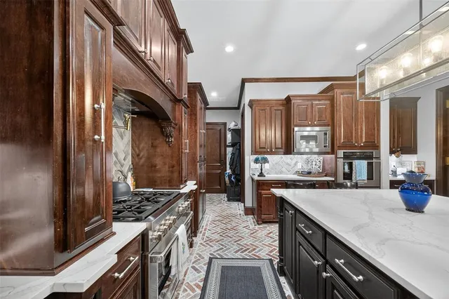 $2,595,000 | 6428 Lavendale Avenue, Dallas, TX 75230