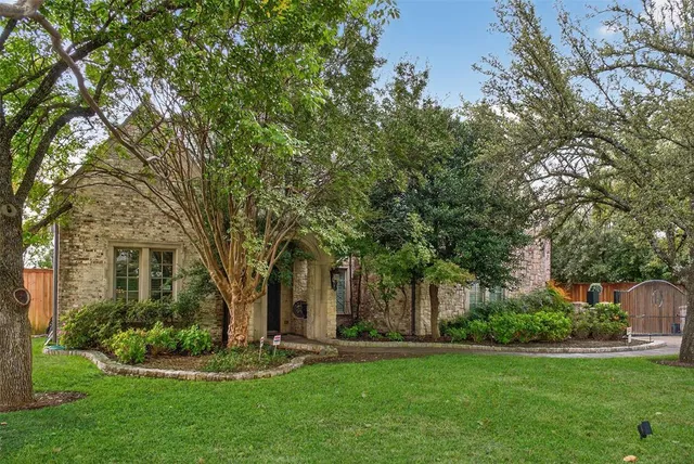 $2,595,000 | 6428 Lavendale Avenue, Dallas, TX 75230