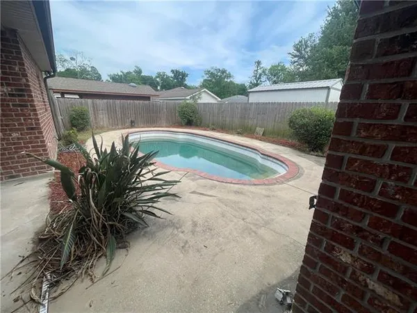 $260,000 | 672 Gardenia Street, Laplace, LA 70068