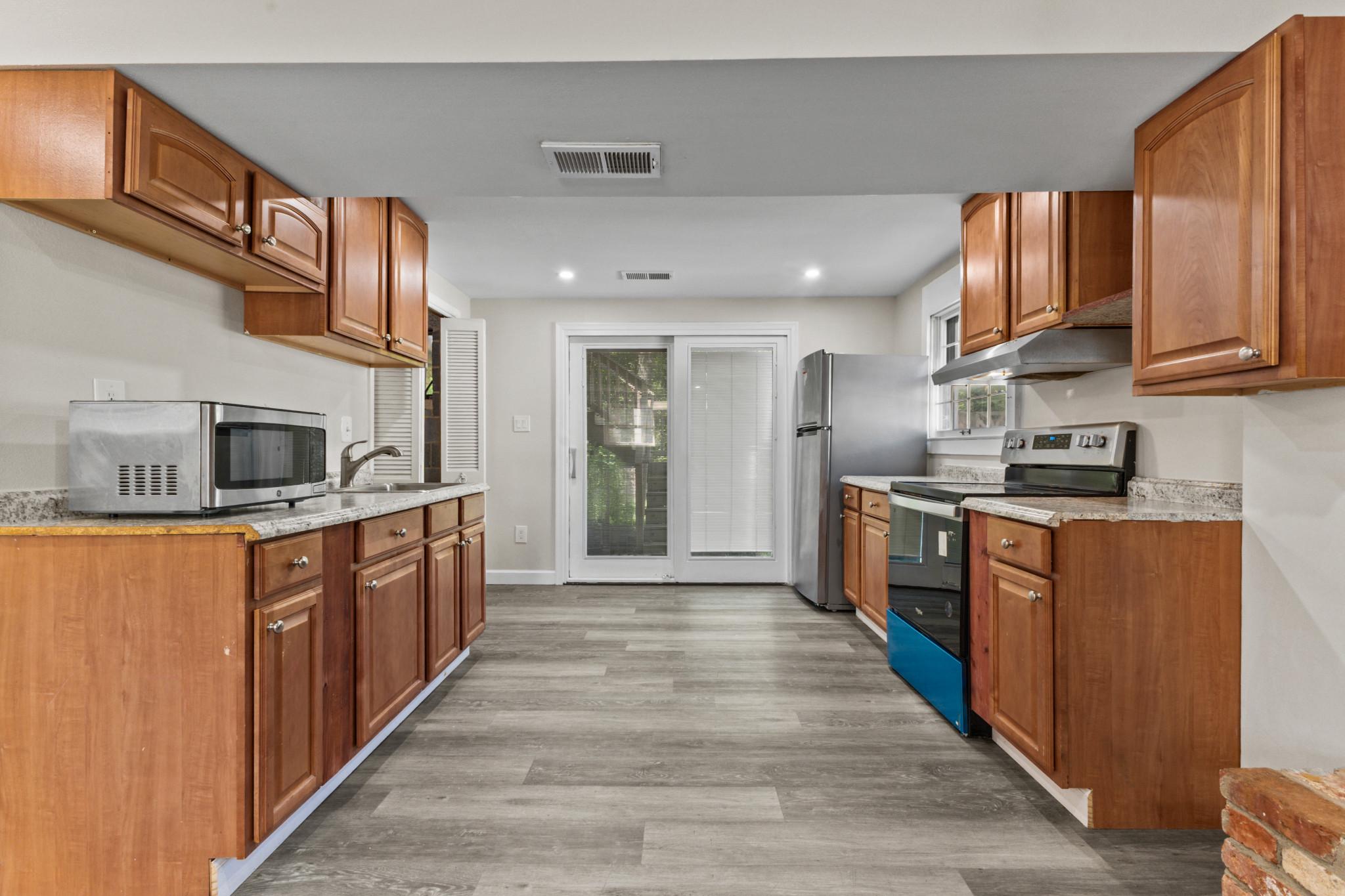403 West Poplar Road Sterling, VA 20164 - Photo 15 of 25 Kitchen in basement for added flexibility!