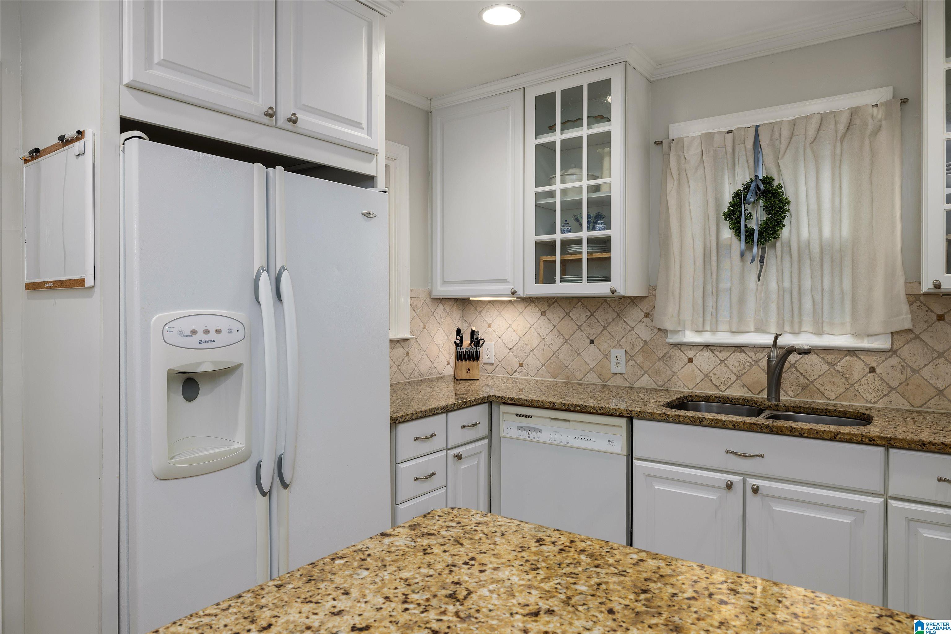 813 Columbiana Road Birmingham, AL 35209 - Photo 19 of 45