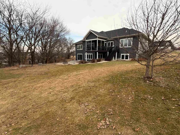 $1,149,900 | 6211 Amethyst Drive, Waunakee, WI 53597