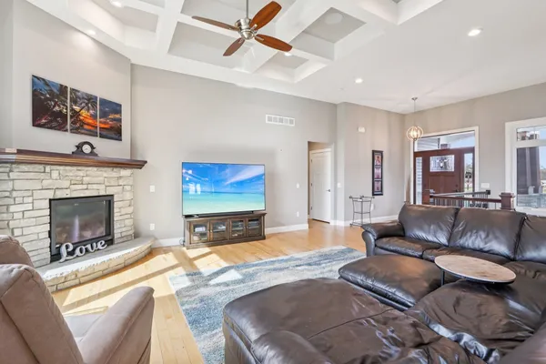 $1,149,900 | 6211 Amethyst Drive, Waunakee, WI 53597