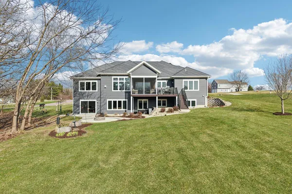 $1,149,900 | 6211 Amethyst Drive, Waunakee, WI 53597