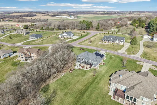 $1,149,900 | 6211 Amethyst Drive, Waunakee, WI 53597