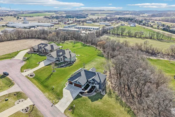 $1,149,900 | 6211 Amethyst Drive, Waunakee, WI 53597