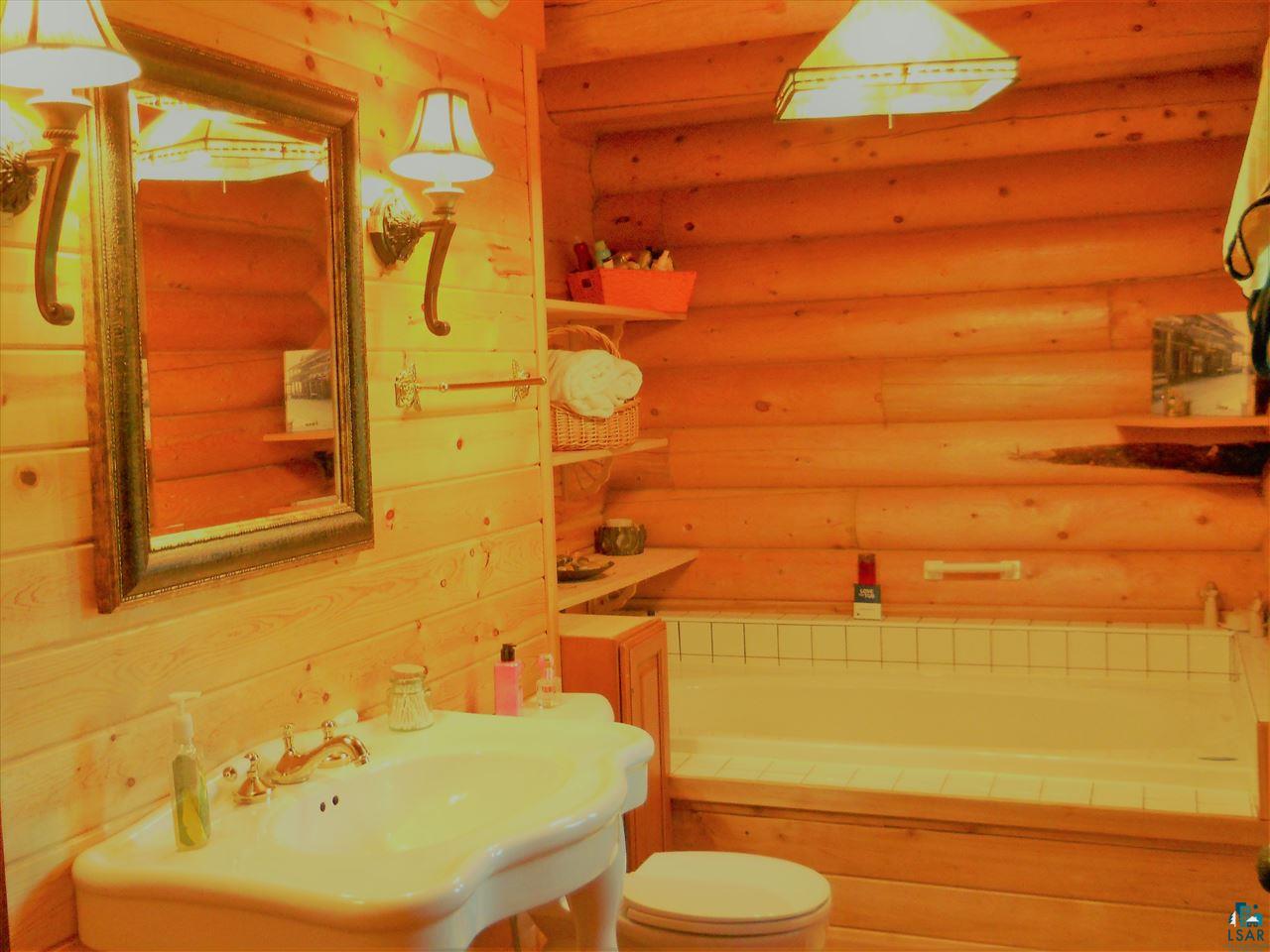 5911 Lakewood Road Duluth, MN 55804 - Photo 11 of 22 Gallery Image 11