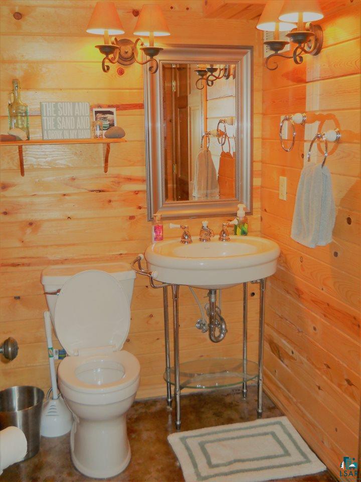 5911 Lakewood Road Duluth, MN 55804 - Photo 14 of 22 Gallery Image 14
