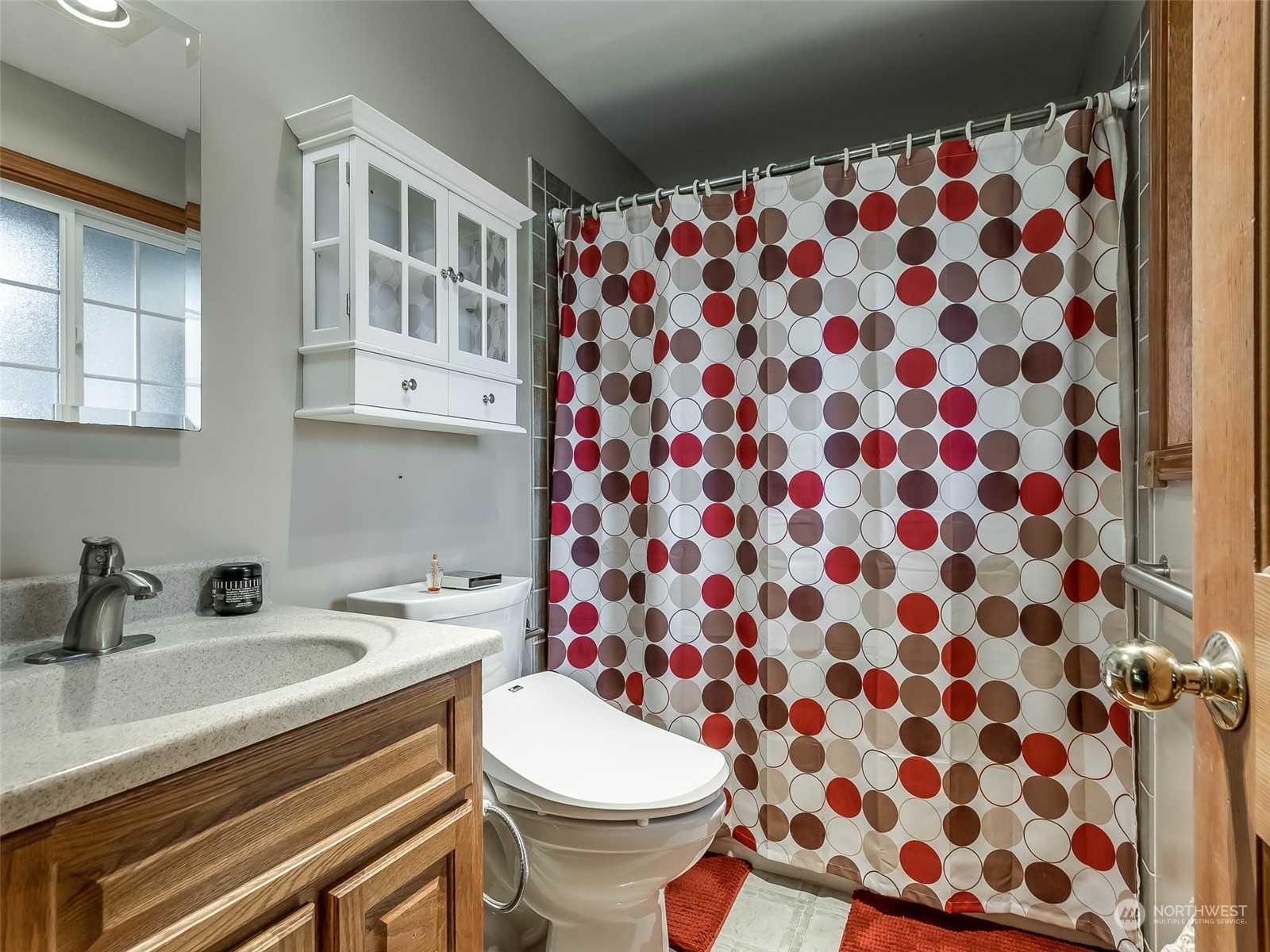 6 White Road Raymond, WA 98577 - Photo 33 of 40 a bathroom with a sink toilet and shower
