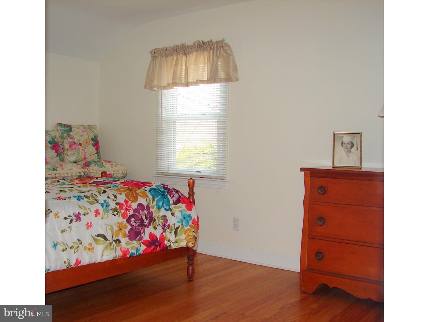 527 Ridley Circle Morton, PA 19070 - Photo 14 of 20 Gallery Image 14
