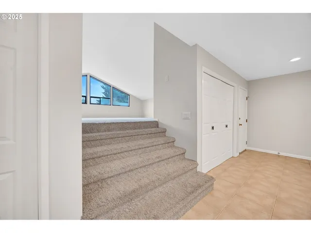 a view of an entryway