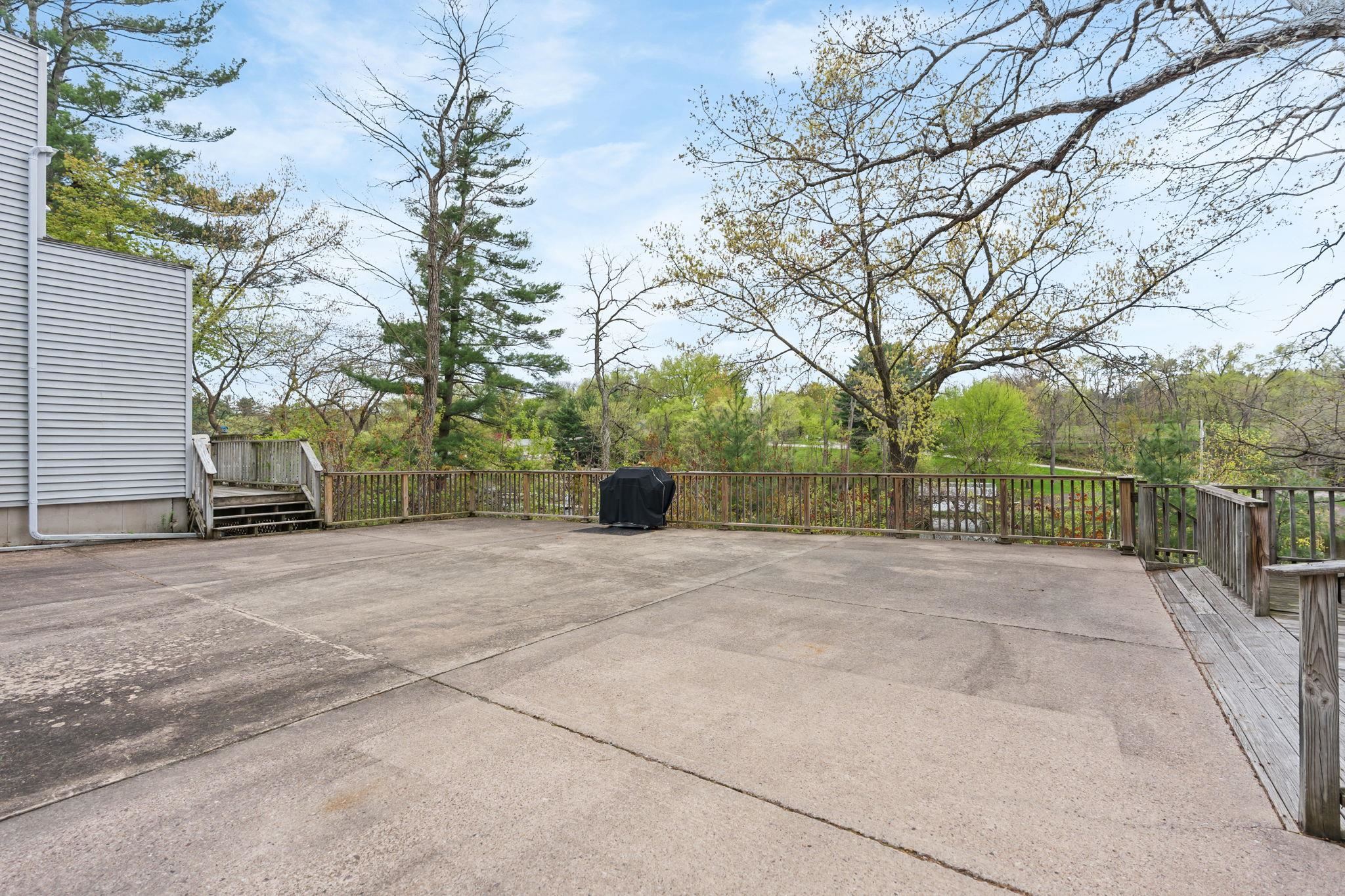 227 Canyon Road, Unit 6 Wisconsin Dells, WI 53965 - Photo 27 of 39